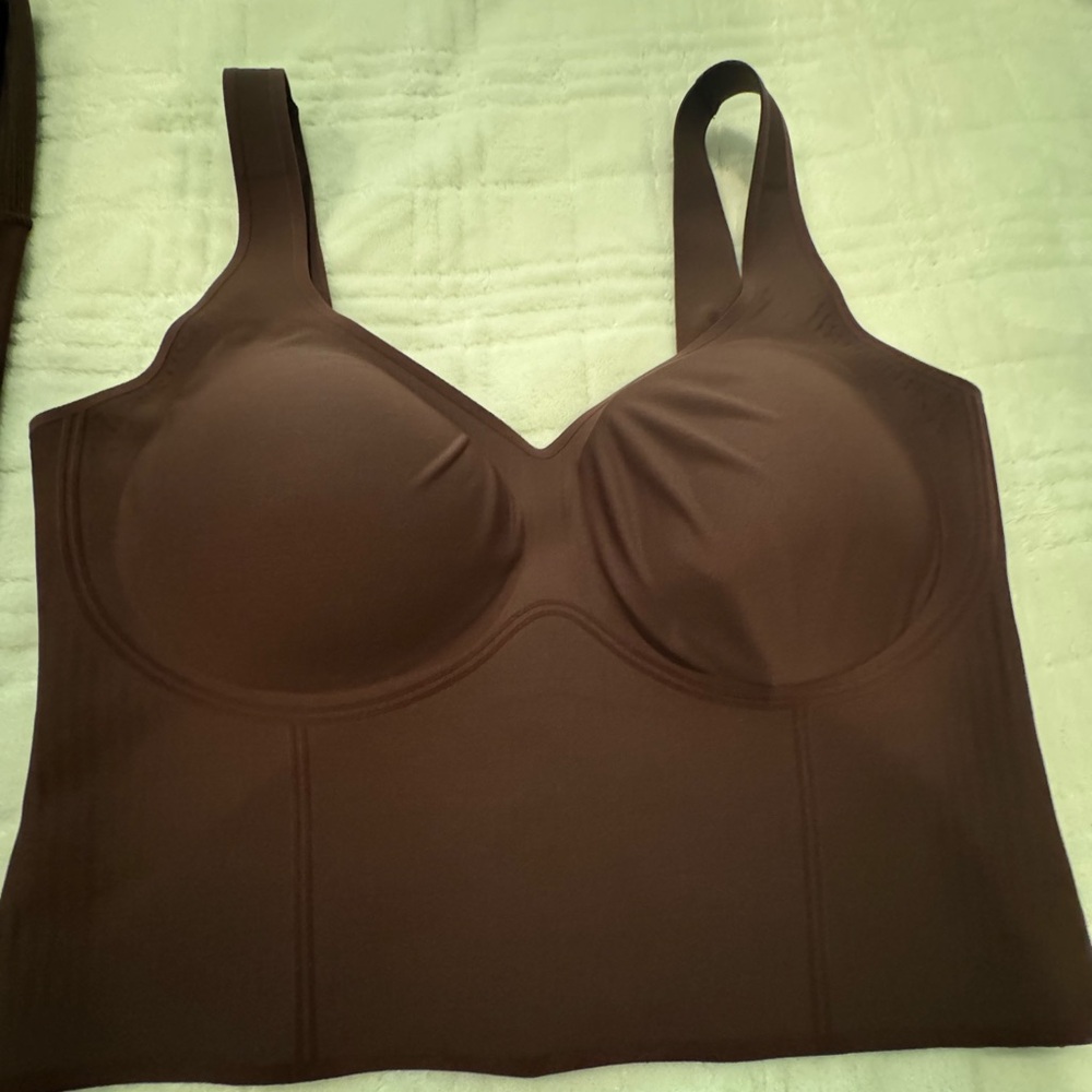 FANKA 2-piece Compression Body Sculpt size Medium workout set. Chocolate color - Picture 3 of 6